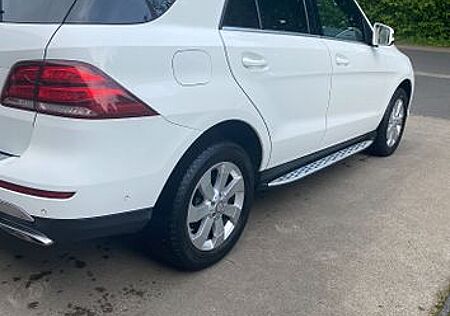 Mercedes-Benz GLE 250 d 4MATIC -