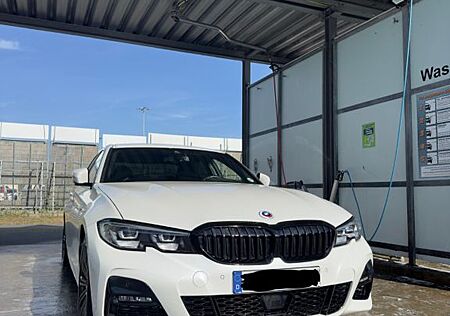 BMW 330 gebraucht kaufen BMW 330i M Sport Alcantara/Carbon/AC Schnitzer Abgas