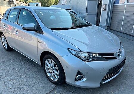 Toyota Auris Hybrid Executive