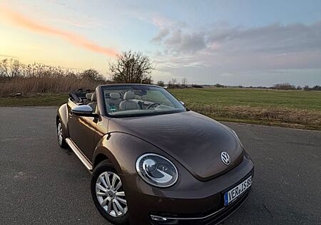VW Beetle Volkswagen 1.4 TSI 70's Cabriolet 70's
