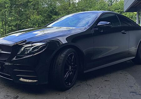 Mercedes-Benz E 350 Coupe/AMG Paket/ E53 Optik/ Shadow Line