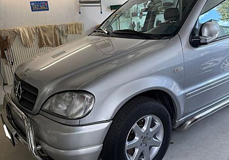 Mercedes-Benz ML 430 -silber- nur 113000km-AHK