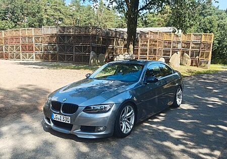 BMW 330i E92 Coupé 272 PS