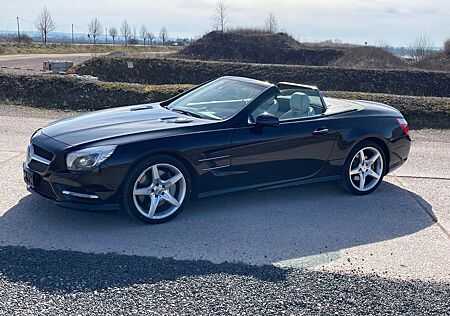 Mercedes-Benz SL 500 AMG mit Vollausstattung