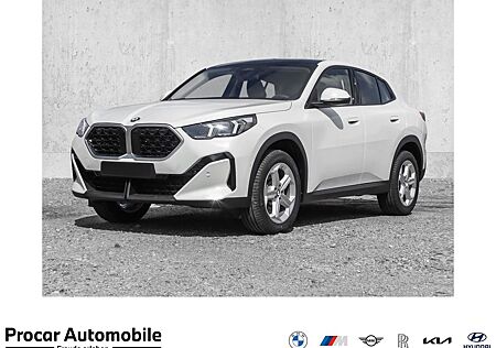 BMW X2 sDrive20i PANO RFK NAVI LED PDC V+H DAB LM