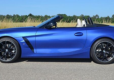 BMW Z4 sDrive20i M Sport / Harman K