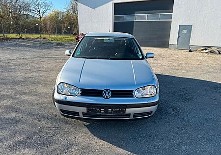 VW Golf Volkswagen 1.4 Basis Variant Basis