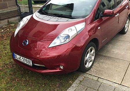 Nissan Leaf - - ZE0