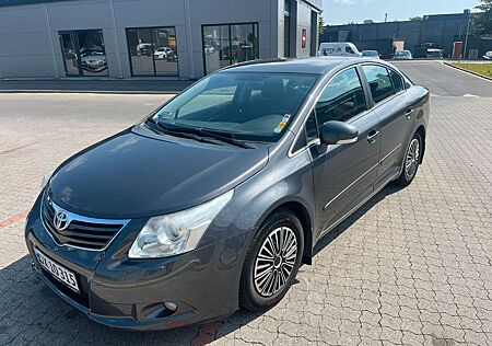Toyota Avensis Executive 1.8 Valvematic