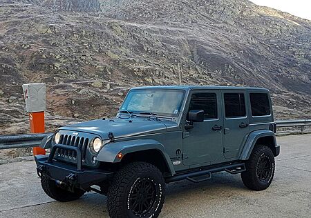 Jeep Wrangler 2.8l CRD Sah. Auto.Hard & Softtop anvil
