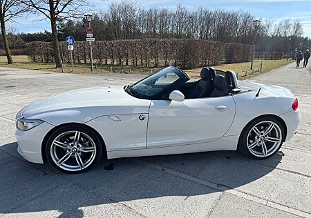 BMW Z4 sDrive23i TÜV neu, Neue GJ-Reifen