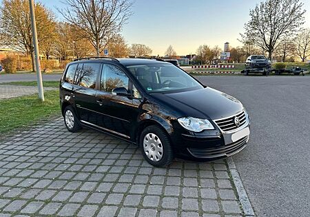 VW Touran Volkswagen 2.0 TDI **7Sitze**8xFach**Tempo**Kamera**