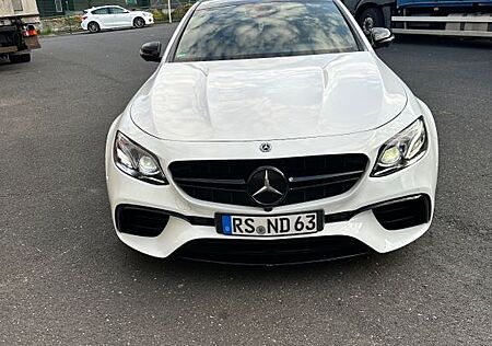 Mercedes-Benz E 63 AMG gebraucht kaufen Mercedes-Benz E 63 AMG Mercedes-AMG E 63 S 4MATIC+ Autom. ...