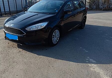 Ford Focus 1,5 TDCi 88kW PowerShift Business Tur....