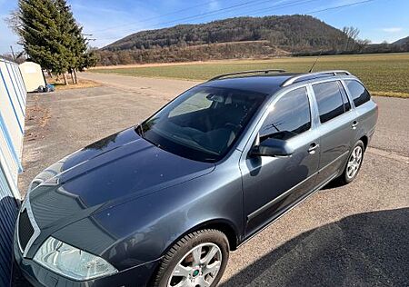 Skoda Octavia Combi 2.0 TDI PD DPF DSG Ambiente Am...