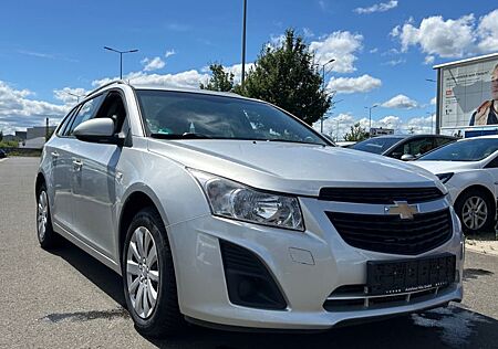 Chevrolet Cruze Station Wagon LS+