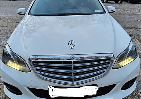 Mercedes-Benz E 220 gebraucht kaufen Mercedes-Benz E 220 BlueTEC BlueEFFIENCY