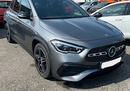 Mercedes-Benz GLA 200 GLB 200 d DCT -AMG line