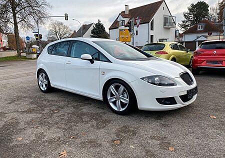 Seat Leon Stylance / Style/Sportpaket/erst 81.000 Km