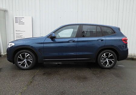 BMW X3 xDrive 20 i Advantage RTTI AHK Navi LED