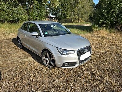 Audi A1 1.4 TFSI S tronic Attraction BiXenon Navi