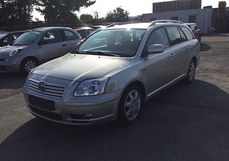 Toyota Avensis Kombi 2.0 D-4D Sol