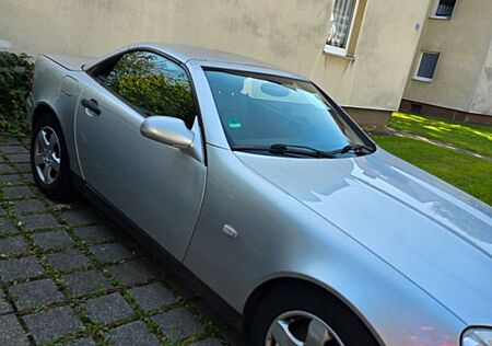 Mercedes-Benz SLK 200 -