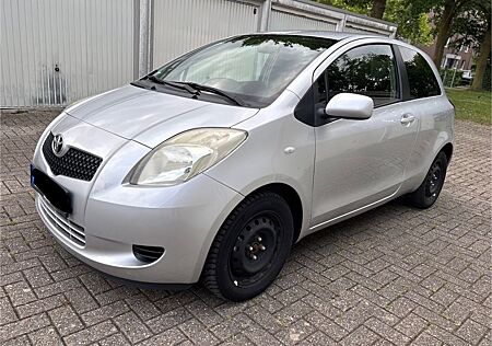 Toyota Yaris gepflegter 1.0