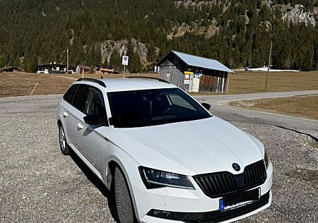 Skoda Superb 2.0 TSI 206kW DSG 4x4 SportLine Combi...