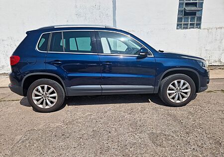 VW Tiguan Volkswagen Sport & Style BMT
