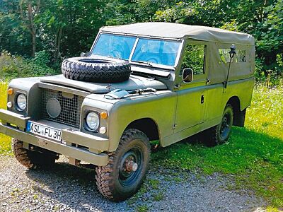 Land Rover Serie II 109 Geländewagen Oldtimer