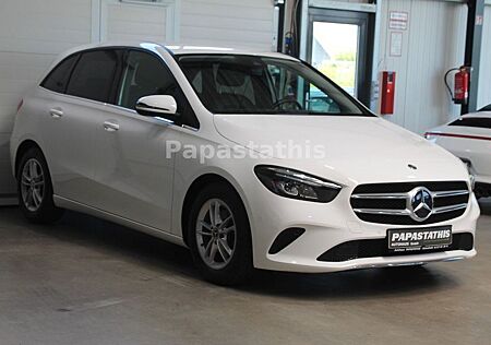 Mercedes-Benz B 180 Style *NAVI*LED*PDC*SHZ*SPUR*
