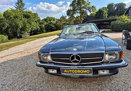 Mercedes-Benz 500 SL 107