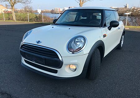 Mini ONE First Euro6 KLIMA SitzHeiz St/Sto DTC RDC ZV