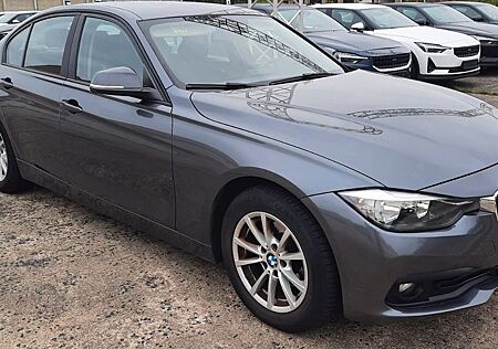 BMW 316d 316 Baureihe 3 Limousine , Euro 6B.