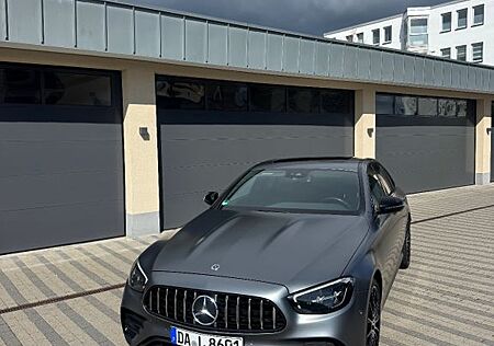 Mercedes-Benz E 400 d 4MATIC | Selenitgrau Magno