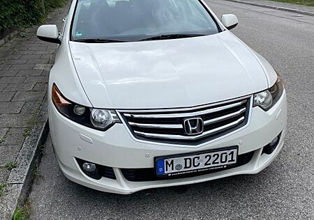 Honda Accord 2.4 Executive Autom 1. Hand Rentnerauto