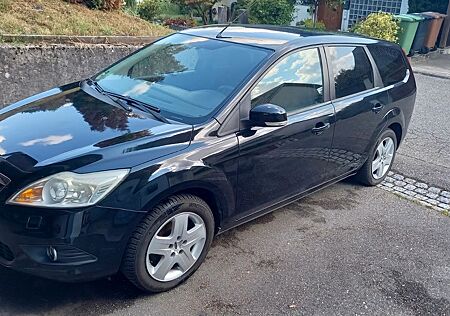 Ford Focus 1,8 Turnier 125 PS schwarz HU 08/25