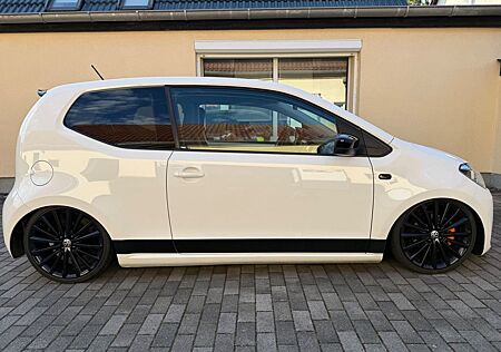 VW Up Volkswagen ! 1.0 55kW Groove ! Airride! Alufelgen!