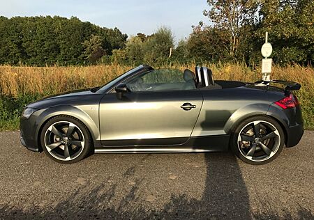 Audi TT Roadster 2.0 TFSI S tronic -