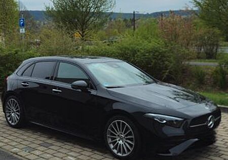 Mercedes-Benz A 250 4MATIC DCT -