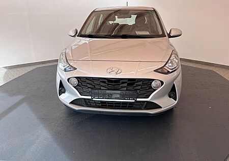 Hyundai i10 Select Alarm Klima Freisprech BT Multif.Lenk