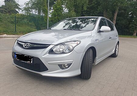 Hyundai i30 1.6 1. Hand. 59.000km