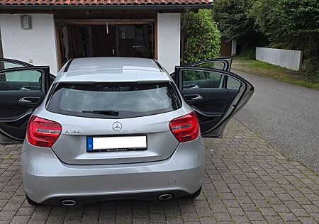 Mercedes-Benz A 180 BlueEFFICIENCY Urban Urban