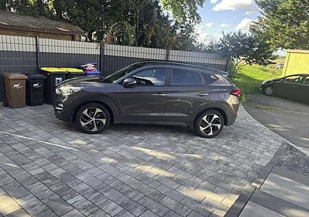 Hyundai Tucson 2.0 CRDi 135kW Premium 4WD Automatik ...