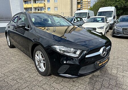 Mercedes-Benz A 180 Progressive * Ledersitze * Navi * Parkhilf