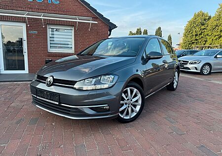 VW Golf Volkswagen VII Lim/NAVI/PANO/PDC/TEMPO/ALCAN/MASSG/ACC