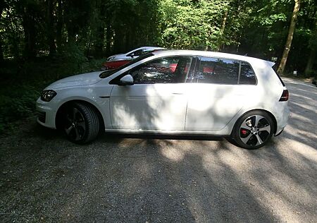 VW Golf Volkswagen 2.0 TSI DSG BMT GTI Performance GTI Per...