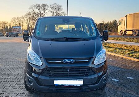 Ford Tourneo Custom 2.2