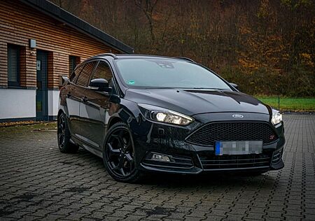 Ford Focus 2,0 EB ST Leder-Sport-Paket Turnier ST